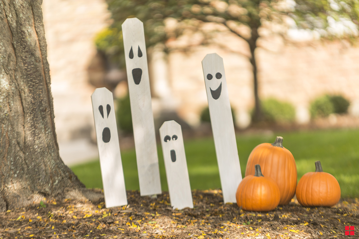 Glow-in-the-Dark Fence Post Ghosts